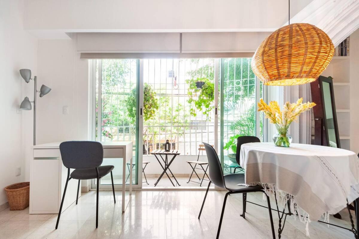 לינה וארוחת בוקר מקסיקו סיטי Casa Frida Condesa מראה חיצוני תמונה